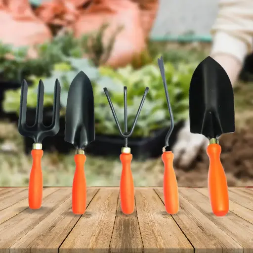 5 Pcs Gardening Tool Kit: Orange & Black
